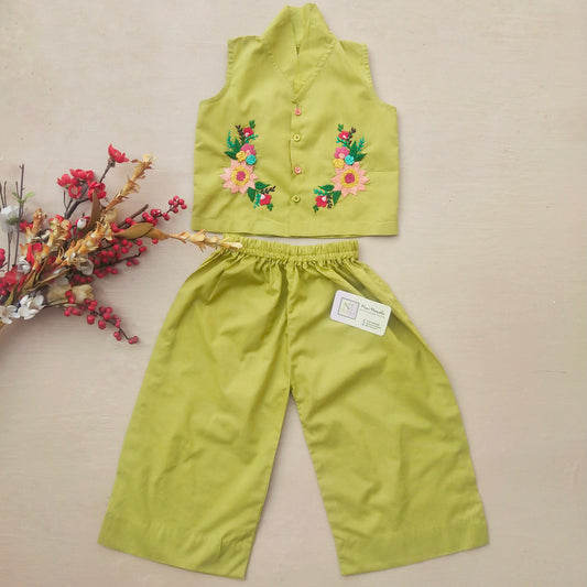 Daffodils Attire